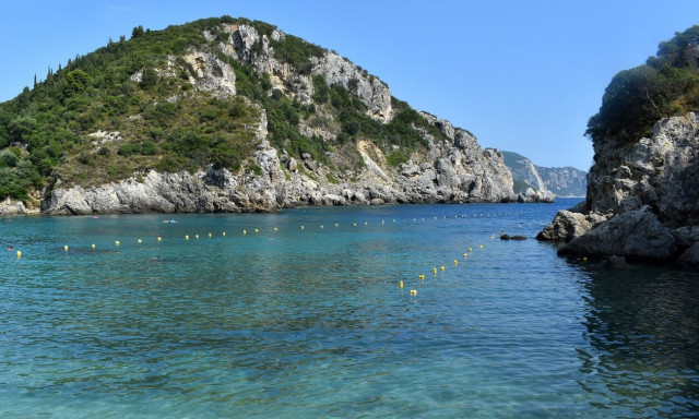 Κέρκυρα: Έσπασε όλα τα ρεκόρ με 2.398 διεθνείς πτήσεις και πάνω από 1,6 εκατ. τουρίστες