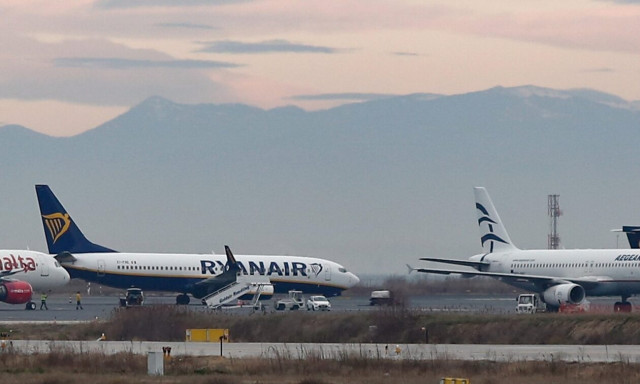 Ryanair shuts down Athens base during winter