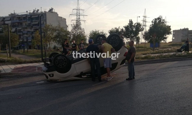 Θεσσαλονίκη: Τροχαίο στον Εύοσμο – Αναποδογύρισε αυτοκίνητο και τραυματίστηκε ο οδηγός του