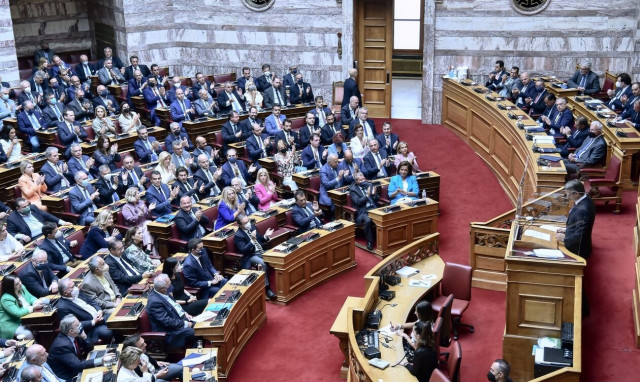 «Ήταν στραβό το κλήμα, το ‘φαγε και ο γάιδαρος»