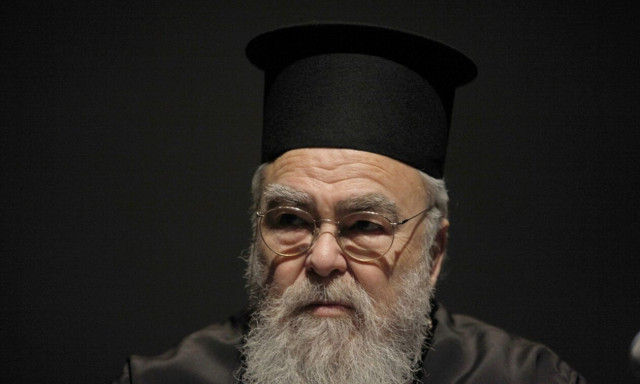 Χαμός στον «αέρα» με τον Δωδώνης Χρυσόστομο: Μια γυναίκα δεν μπορεί να βιαστεί χωρίς να το θέλει