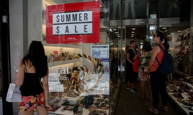 Θερινές εκπτώσεις: Οι πωλήσεις του 61% των επιχειρήσεων ήταν χαμηλότερες από τις αναμενόμενες