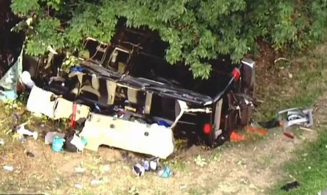 ΗΠΑ: Βαν προσέκρουσε και σκότωσε 4 ανθρώπους - Τραυματίστηκαν βαριά άλλοι οκτώ - Δείτε το βίντεο