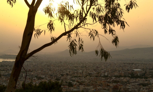 Καιρός: Καλύτερη η εικόνα από αύριο - Οι περιοχές που θα σημειωθούν τοπικές καταιγίδες