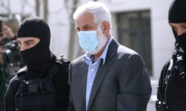 Πέτρος Φιλιππίδης: «Είμαι πάντα στο πλευρό του μην έρχεστε εδώ, σεβαστείτε το», λέει η σύζυγός του