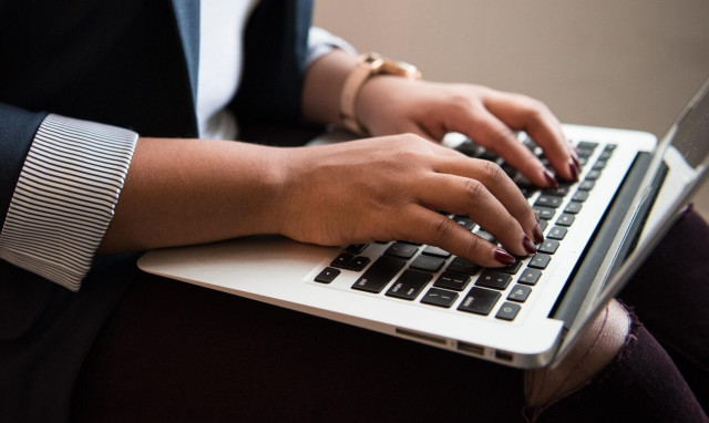 Agreement between Shipping Ministry and Foundation for Research and Technology