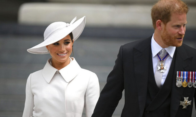 Χάρι-Μέγκαν: Η «επιστροφή» του έκπτωτου βασιλικού ζεύγους στη Βρετανία - Η ψυχρή υποδοχή του Ουίλιαμ