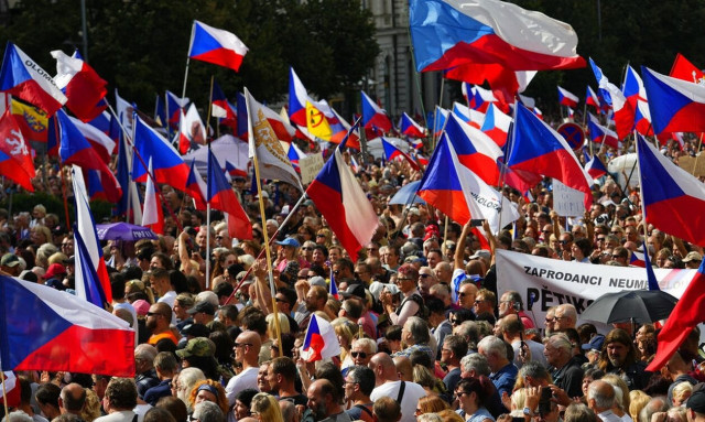 Eνεργειακή κρίση: Το φθινόπωρο της δυσαρέσκειας - Οι πολίτες στους δρόμους ενάντια στις υψηλές τιμές