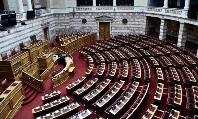 Στη Βουλή προς κύρωση τα πρωτόκολλα προσχώρησης της Φινλανδίας και της Σουηδίας στο ΝΑΤΟ