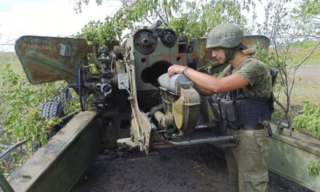 Η Ρωσία αγοράζει όπλα από τη Βόρεια Κορέα σύμφωνα με τις μυστικές υπηρεσίες των ΗΠΑ