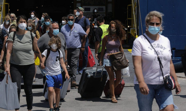 Κορονοϊός: 40.100 κρούσματα, 180 θάνατοι και 101 διασωληνωμένοι σε μία εβδομάδα