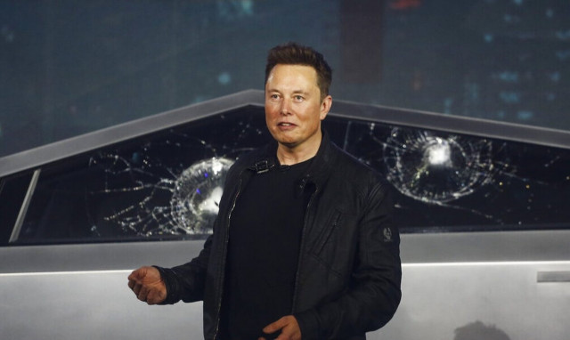 Έλον Μασκ: «Γιατί να αγοράσω το Twitter αν οδεύουμε στον ΄Γ Παγκόσμιο Πόλεμο;»