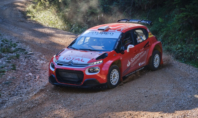 Η Santander Consumer Finance, χορηγός του ελληνικού πληρώματος Καρέλλης – Μαχαίρας στο φετινό Ράλλυ