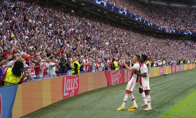 Champions League: «Τεσσάρα» ο Άγιαξ, θρίαμβος για τη Σπόρτινγκ!