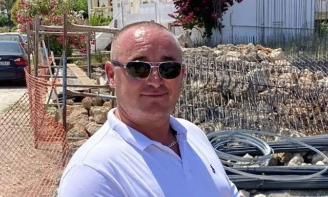 Δολοφονία εργολάβου στη Ρόδο: «Τον χτυπούσαν με πέτρες ενώ ψυχορραγούσε»