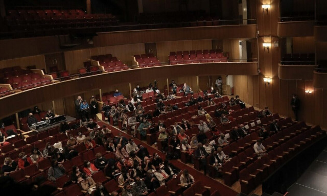 Θρίλερ με τον θάνατο της σοπράνο στο κέντρο της Αθήνας - Ενδείξεις για δράση κυκλώματος