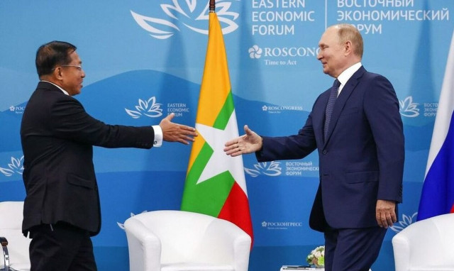 Μιανμάρ: Άρχισε να αγοράζει πετρέλαιο από τη Ρωσία - Θα πληρώνει σε ρούβλια