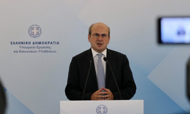 Χατζηδάκης: Καλύψαμε και τις 111.000 αιτήσεις για τους βρεφονηπιακούς σταθμούς