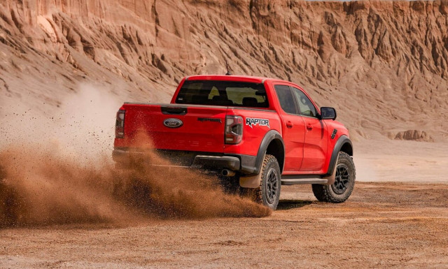 Έχεις αγροτικό με κάλυμμα στην καρότσα; Δεν είσαι παράνομος!