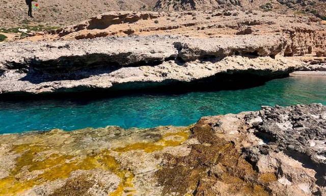 Αθερίνα: Ο μικροσκοπικός ανέγγιχτος γαλάζιος παράδεισος της Κρήτης