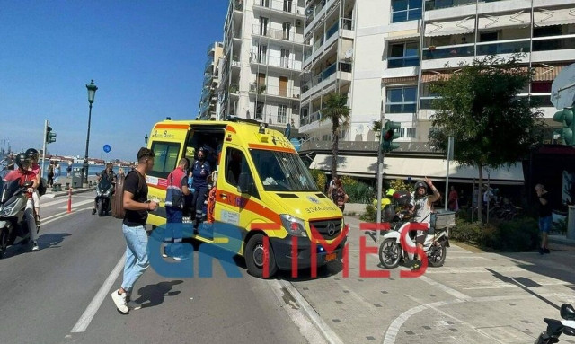 Σοβαρό τροχαίο στη Θεσσαλονίκη - Γυναίκα παρασύρθηκε από μηχανάκι