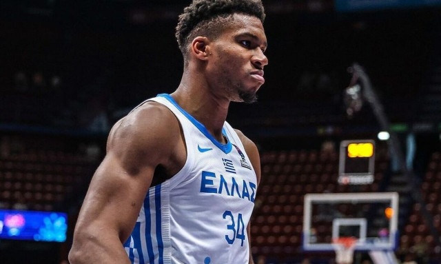 Κάτι… χρωστάει στους Τσέχους ο Γιάννης Αντετοκούνμπο