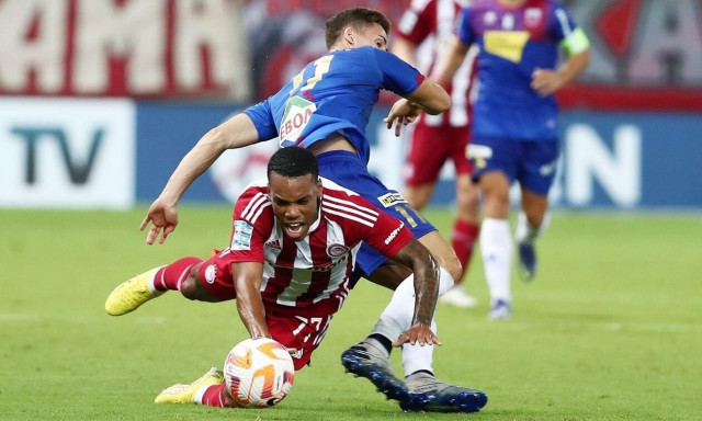 Super League: «Πρώτη» γκέλα στο «Γ. Καραϊσκάκης» ο Ολυμπιακός - Πήρε βαθμό ο Βόλος