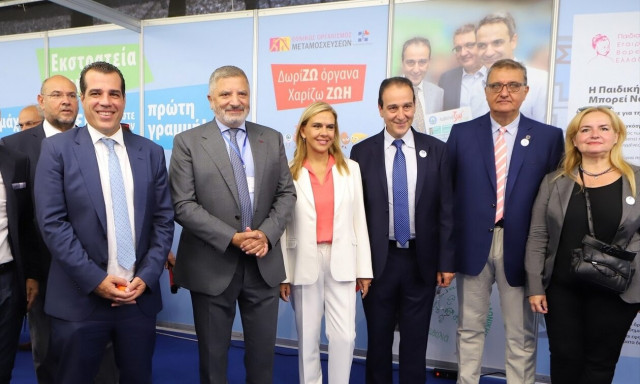 Πατούλης: «Διεκδικούμε καλύτερες αμοιβές και αξιοπρεπείς συνθήκες εργασίας για τον ιατρικό κλάδο»