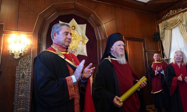 Ο Οικουμενικός Πατριάρχης αναγορεύτηκε Επίτιμος Διδάκτορας του Πανεπιστημίου Κύπρου