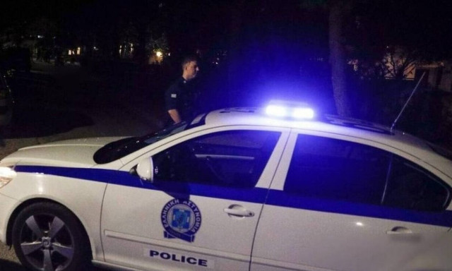 Κατερίνη: Ληστεία υπό την απειλή μαχαιριού σε ψιλικατζίδικο – Άρπαξαν τσιγάρα και έγιναν… καπνός