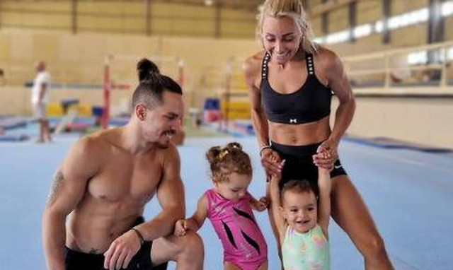 Λευτέρης Πετρούνιας: Η πρώτη προπόνηση με τη Βασιλική Μιλλούση και τα παιδιά τους