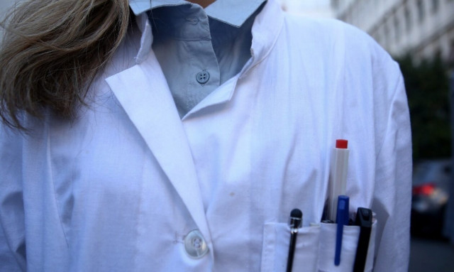 Νοσοκομειακοί γιατροί: «Πενιχρές» οι αυξήσεις που ανακοίνωσε ο πρωθυπουργός