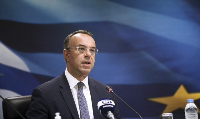 Σταϊκούρας: «Όλα κινούνται ανοδικά - Η ανεργία συρρικνώνεται» - Νέες θέσεις εργασίας