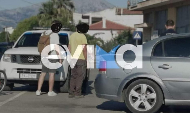 Εύβοια: Μηχανάκι συγκρούστηκε με ΙΧ – Τραυματίστηκε ο νεαρός οδηγός της μηχανής