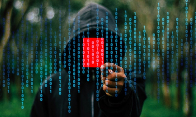 Πάτρα: Τριπλό «χτύπημα» απατεώνων με λεία «μαμούθ» - Πώς «ξάφρισαν» 55.000 ευρώ από βιβλιοπώλη