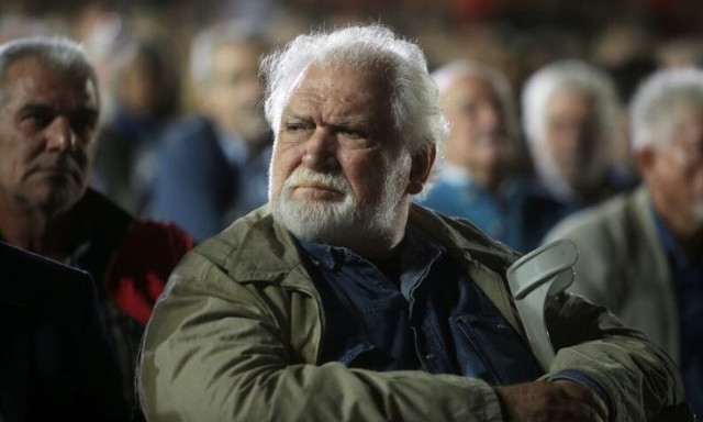 Πέθανε ο Κώστας Καζάκος