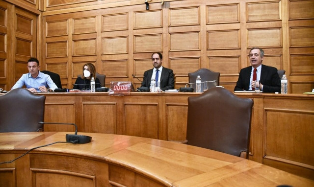 Βουλή: Διεκόπη για την Πέμπτη (15/9) η εξέταση του τ. διοικητή της ΕΥΠ Π. Κοντολέοντα