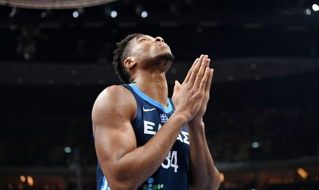 Γιάννης Αντετοκούνμπο: Το βίντεο «όλο νόημα» μετά την ήττα από τη Γερμανία