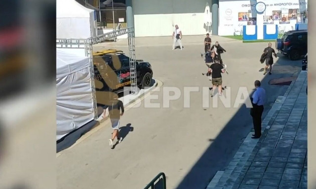 Θεσσαλονίκη: Οπαδικό το επεισόδιο μεταξύ νεαρών στη ΔΕΘ – Έξι προσαγωγές (vid)