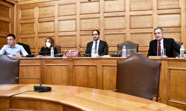 Παρακολουθήσεις – Δεύτερος βουλευτής της ΝΔ κατά του απορρήτου, «ως ιδιώτης διαφωνώ»