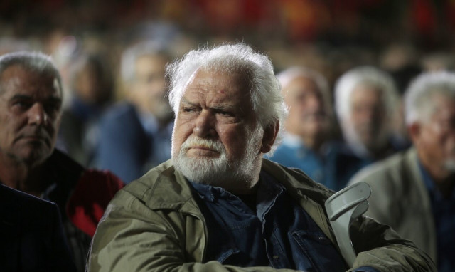 Κώστας Καζάκος: Ο καλλιτεχνικός κόσμος πενθεί - Συνάδελφοι και φίλοι του θυμούνται στιγμές μαζί του