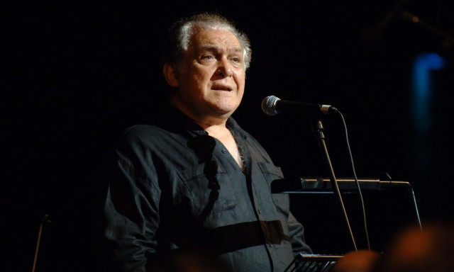 Πανελλήνιο πένθος για τον Κώστα Καζάκο - Η πορεία του σπουδαίου ηθοποιού