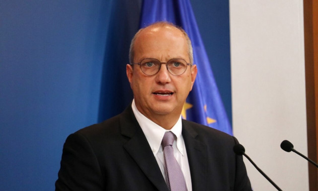 Οικονόμου: Η κυβέρνηση δεν αφήνει κανέναν χωρίς στήριξη