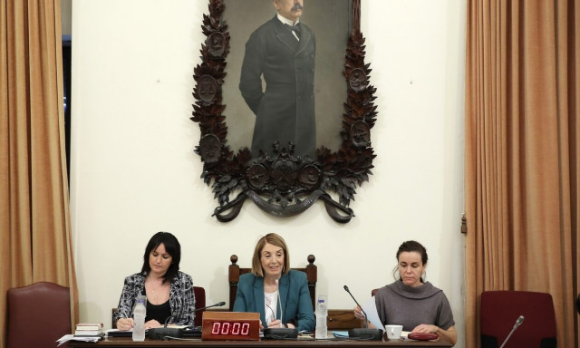 Παρακολουθήσεις – ΚΚΕ: Αίτημα για σύγκληση της Επιτροπής Θεσμών και Διαφάνειας