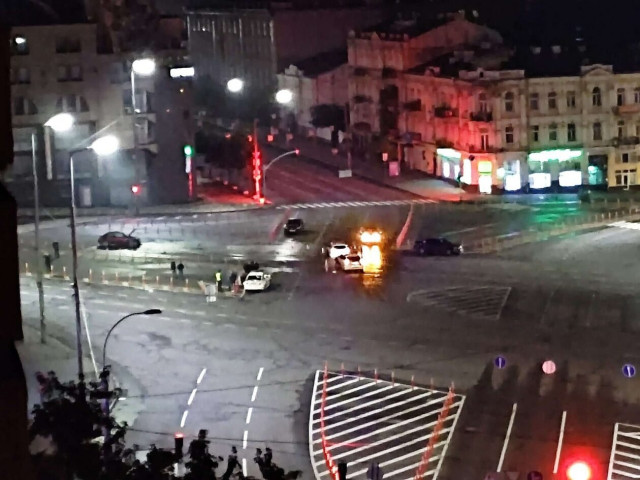 Ζελένσκι: Νέο βίντεο από το τροχαίο - Σοβαρά τραυματίας ο άλλος οδηγός (vid)