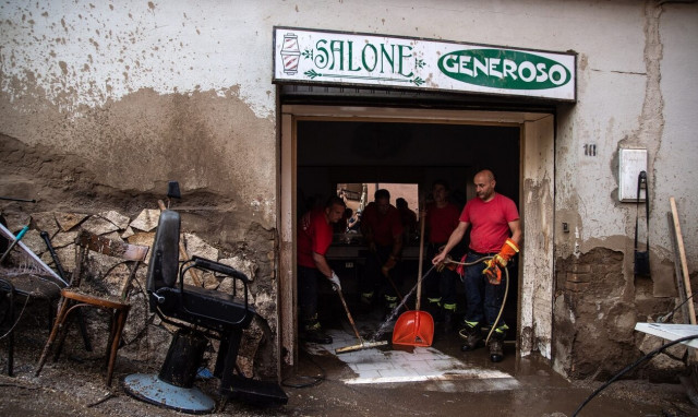 Τραγωδία στην Ιταλία: Οκτώ οι νεκροί από τη σφοδρή κακοκαιρία - Αγνοούνται μητέρα με δύο παιδιά