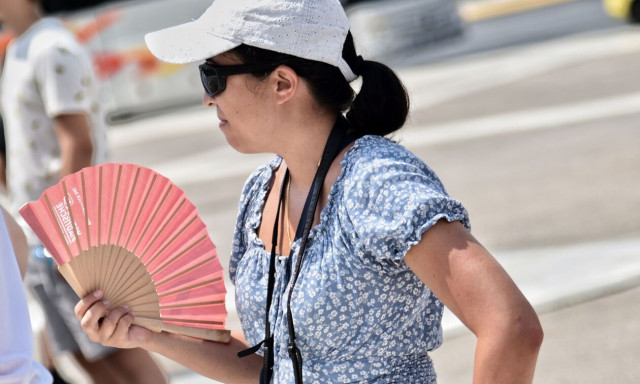 Καιρός: Με θερμοκρασίες καλοκαιριού η Παρασκευή - Σε ποιες περιοχές ξεπέρασε τους 38 βαθμούς Κελσίου