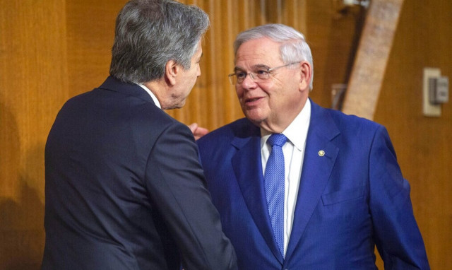 Εκνευρισμός στην Άγκυρα, ικανοποίηση στη Λευκωσία για την αμερικανική άρση του εμπάργκο όπλων