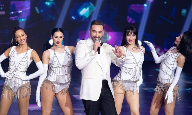 «Just the 2 of us»: Το επικό τρέιλερ και το μυστήριο με το 4ο κριτή