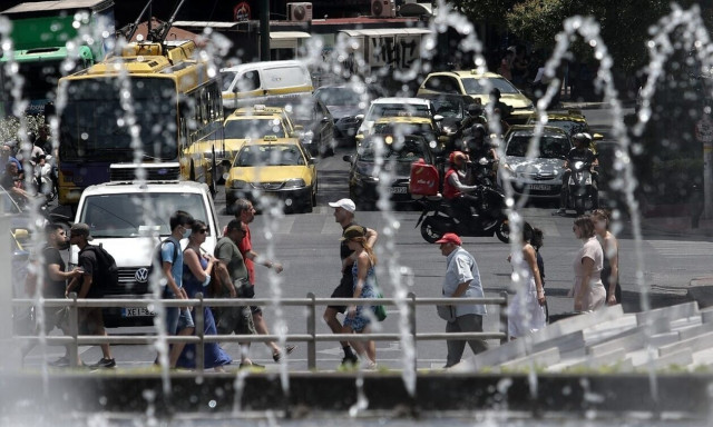 Καιρός: Καλοκαίρι το Σαββατοκύριακο και από Δευτέρα... φθινόπωρο - Πού θα βρέξει τις επόμενες ώρες